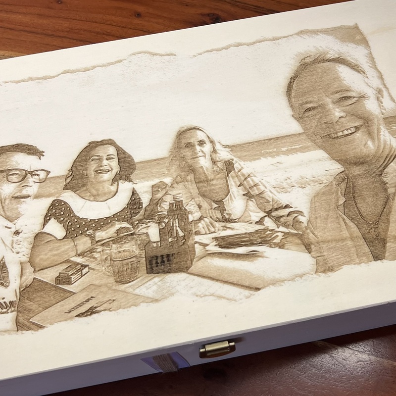 #8
ohne Text und Foto groß

55€